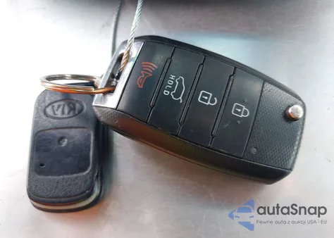 2017 Kia Soul z USA, uszkodzony, nr VIN KNDJN2A29H7419498